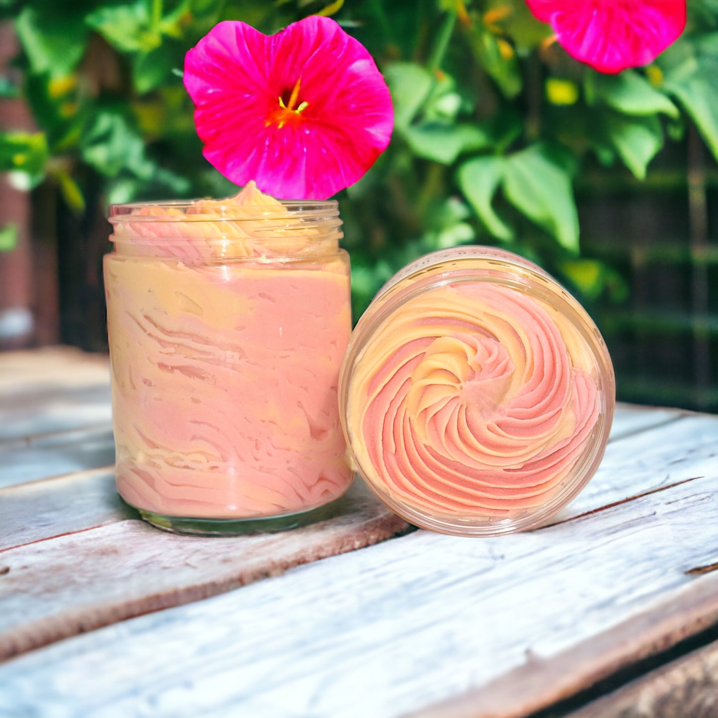 White Peach 🍑 & Hibiscus 🌺 Whipped Body Butter